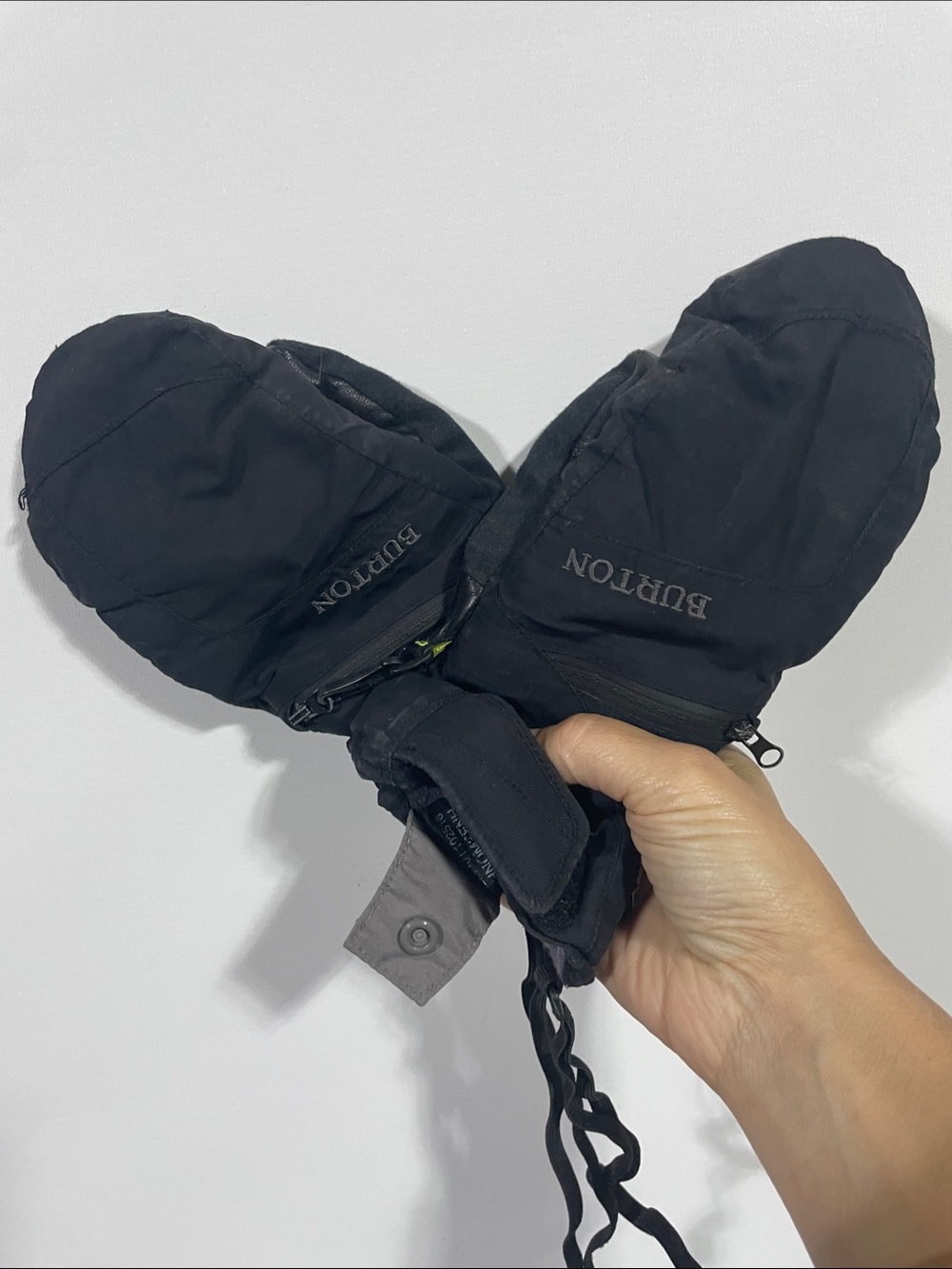 Burton Black Insulated Mittens